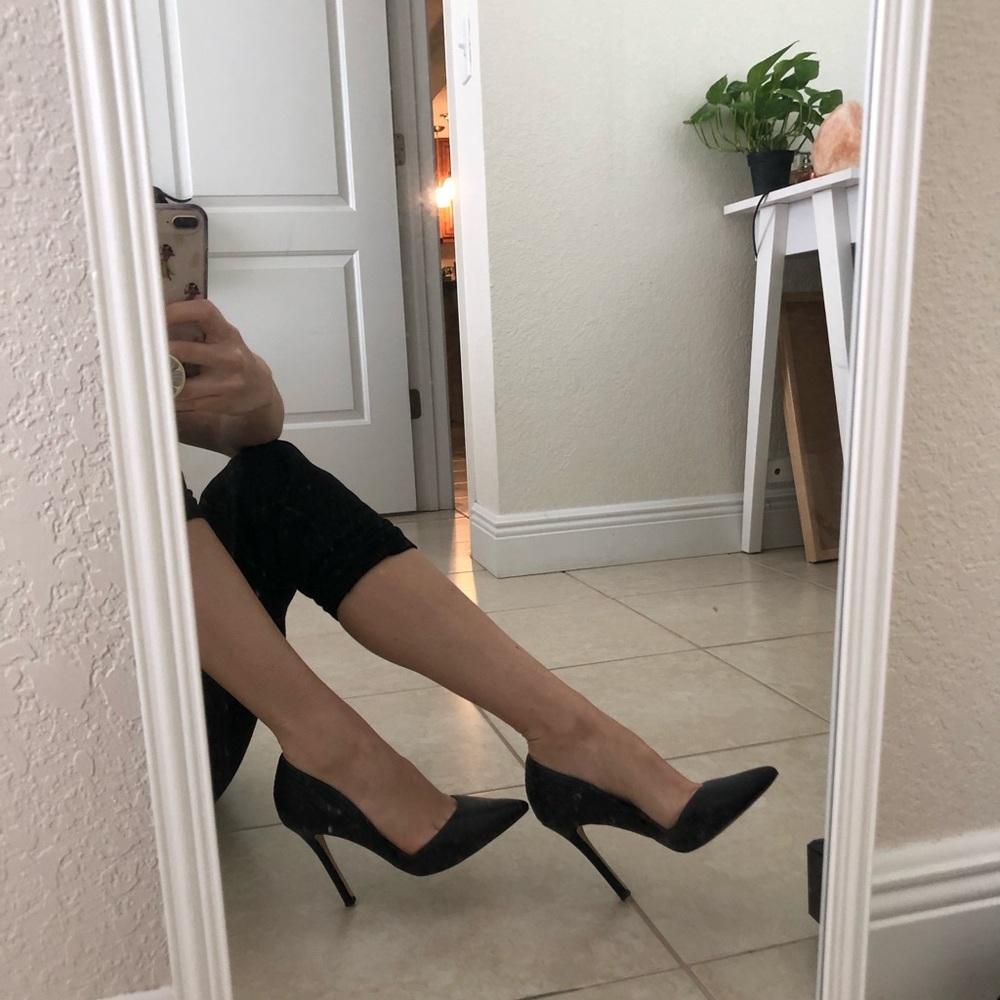 BCBG black pumps